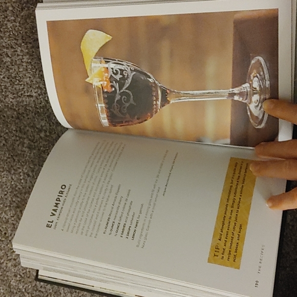 Mezcal book - Picture 3 of 3